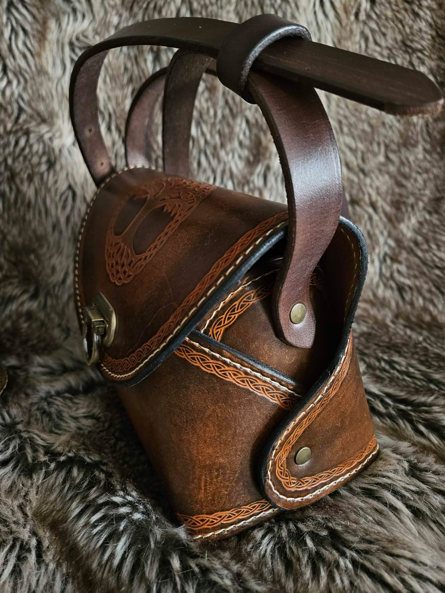 Sac à main minimaliste en cuir Les essentiels grand modèle – Image 4