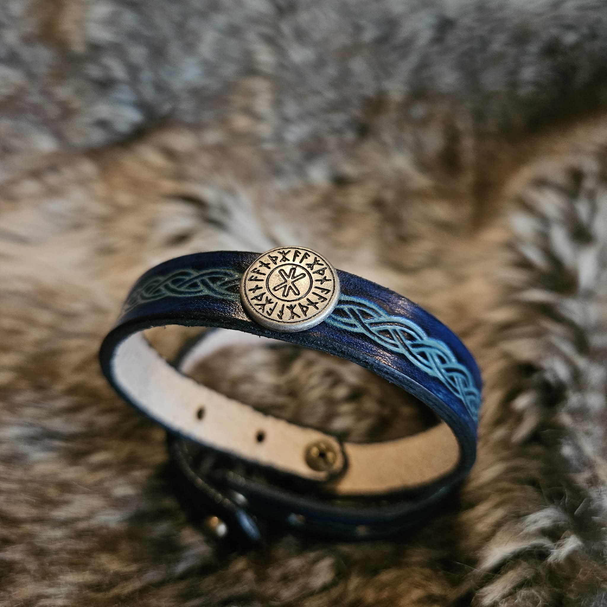 Bracelets fins en cuir Tinies – Image 5