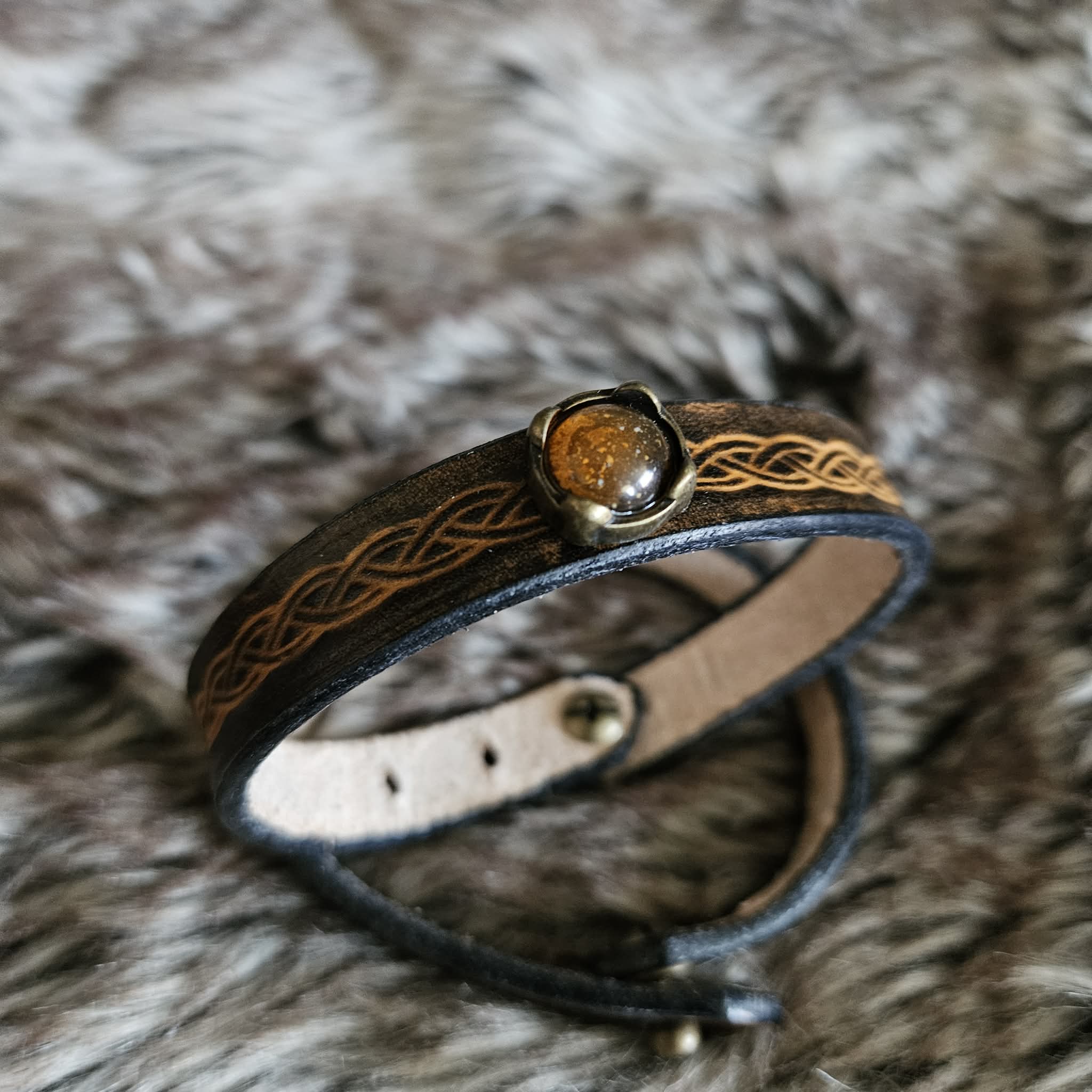Bracelets fins en cuir Tinies – Image 9