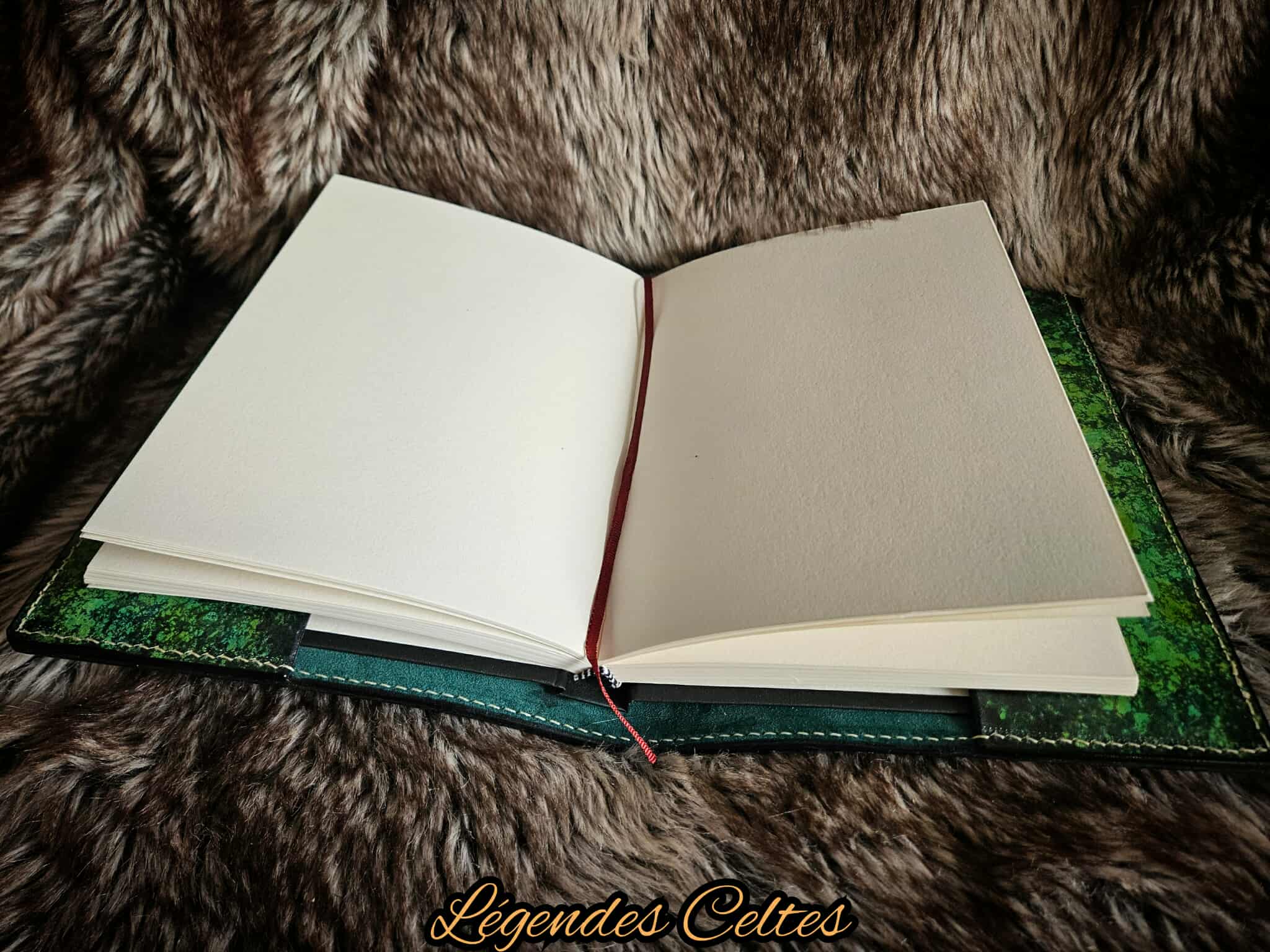 Grimoire en cuir format A5 Yggdrasil – Image 4