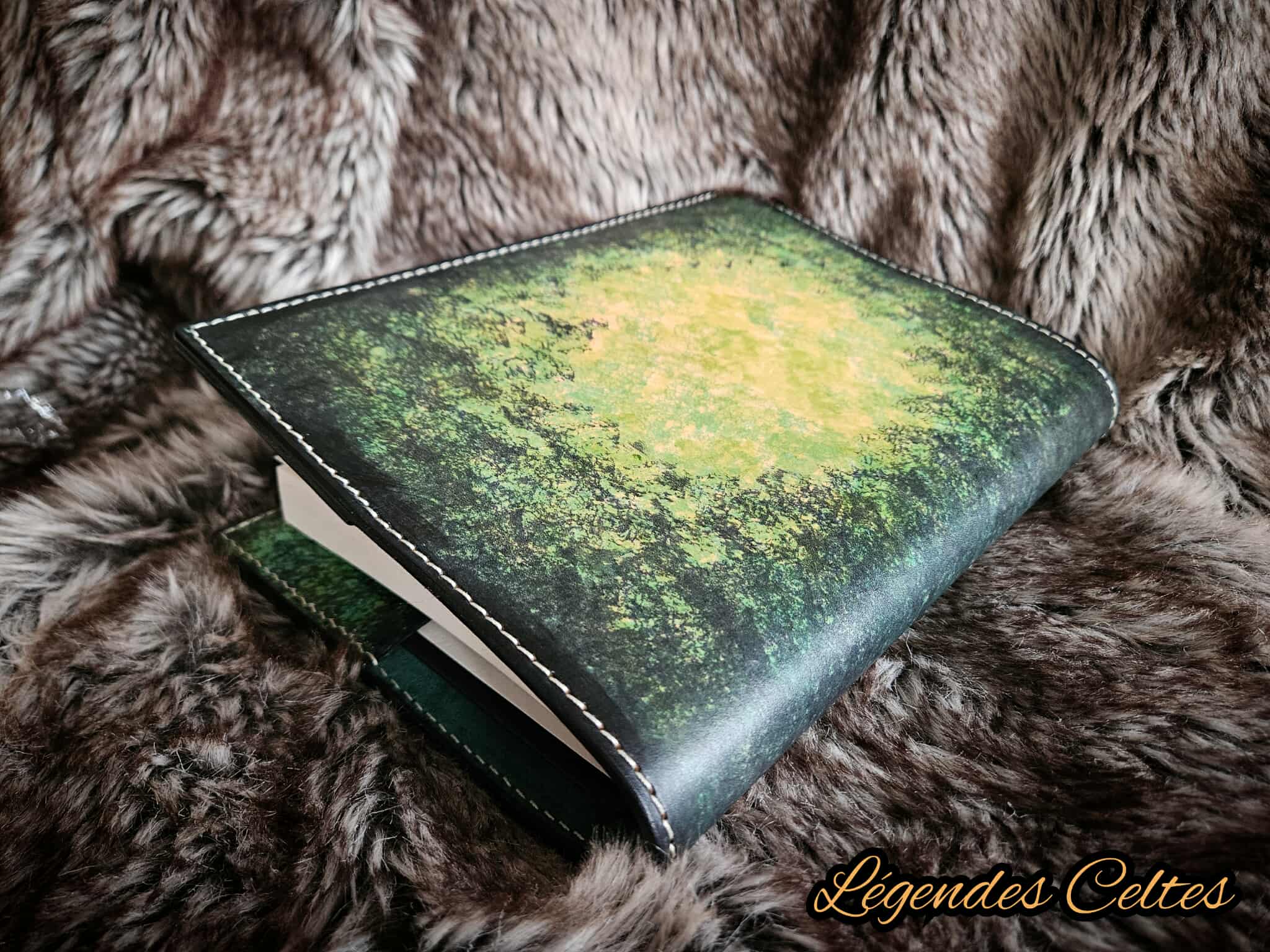 Grimoire en cuir format A5 Yggdrasil – Image 3