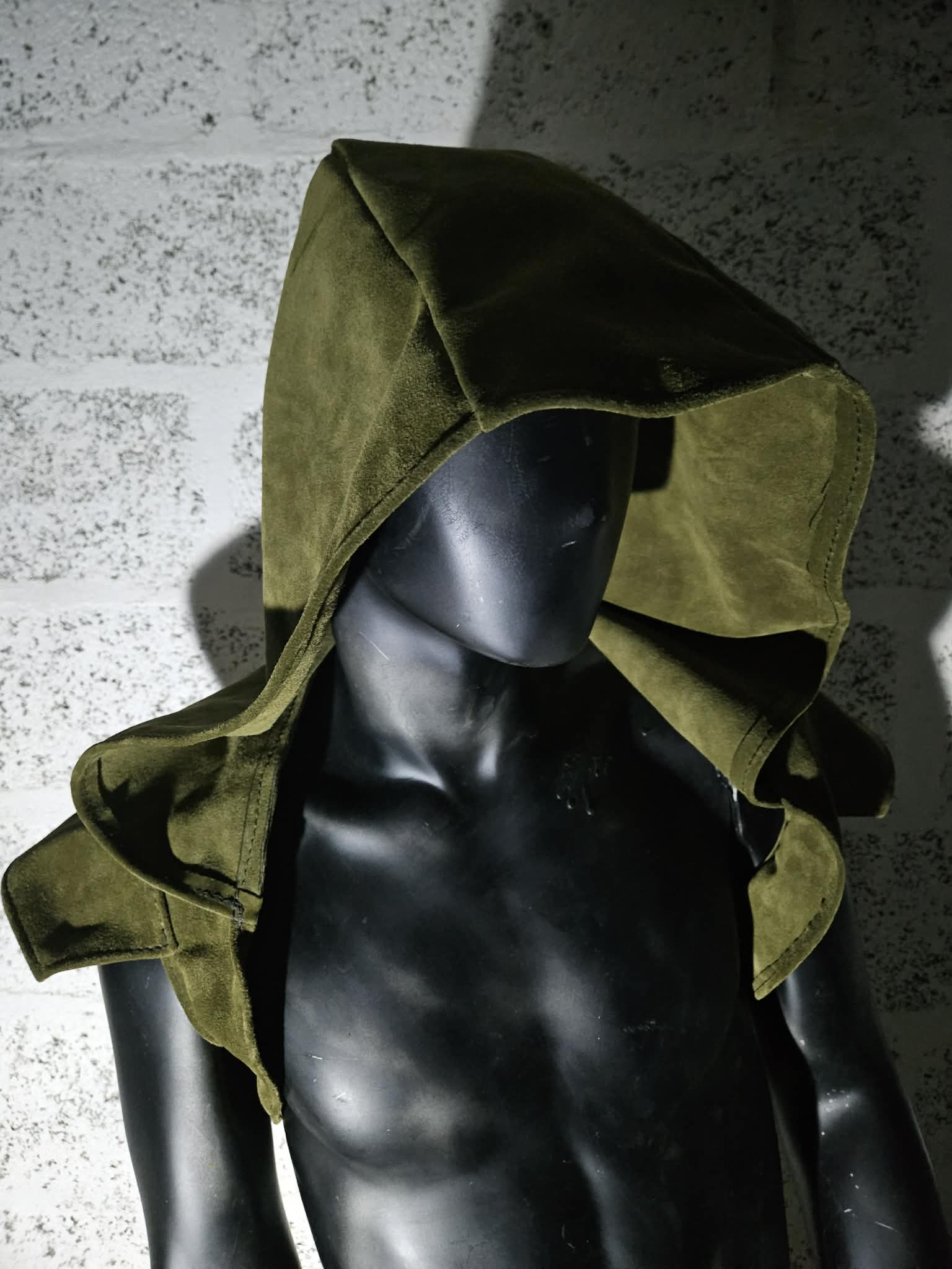 Capuche en cuir du voleur – Image 6