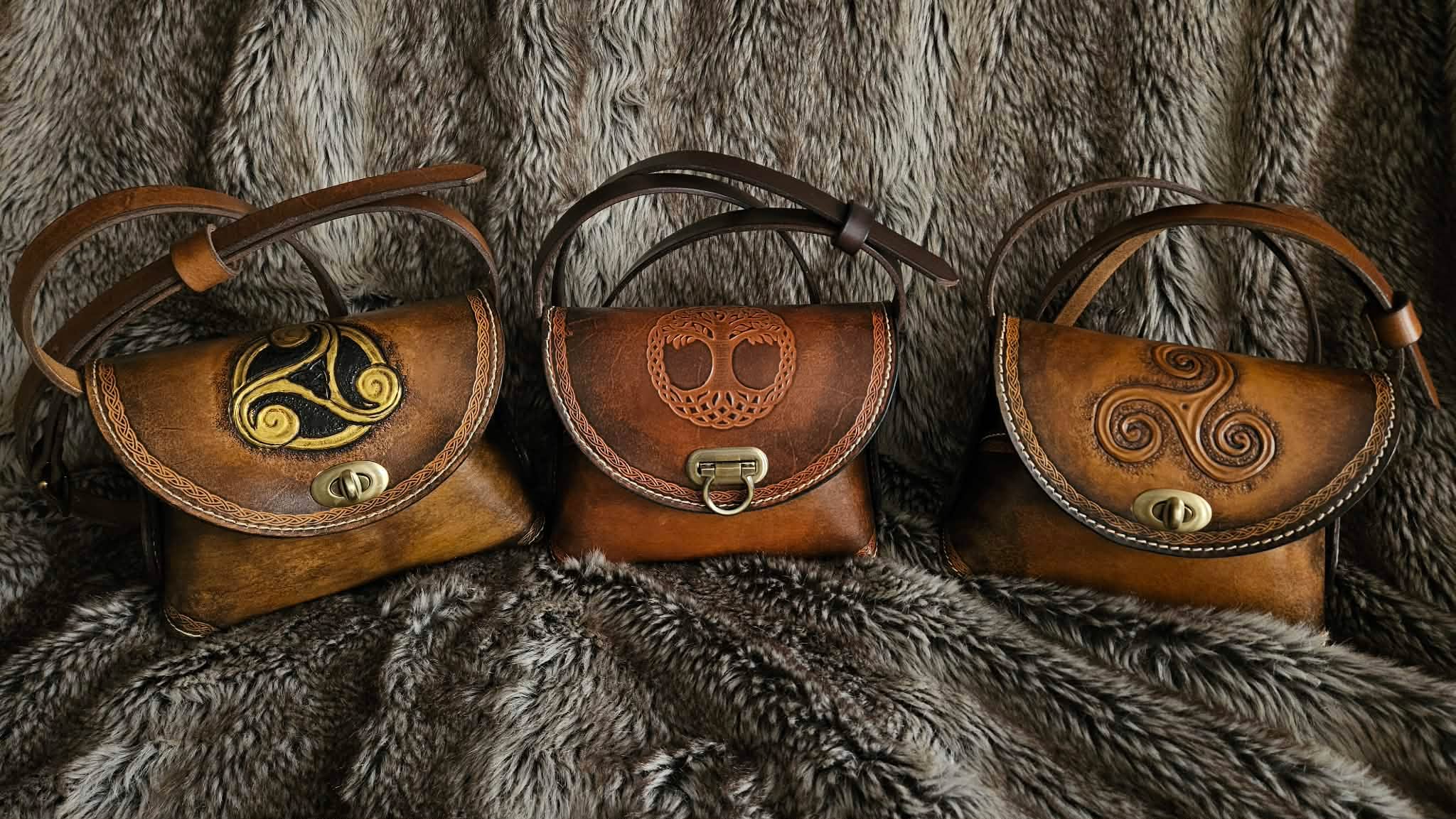 Sac à main minimaliste en cuir Les essentiels grand modèle
